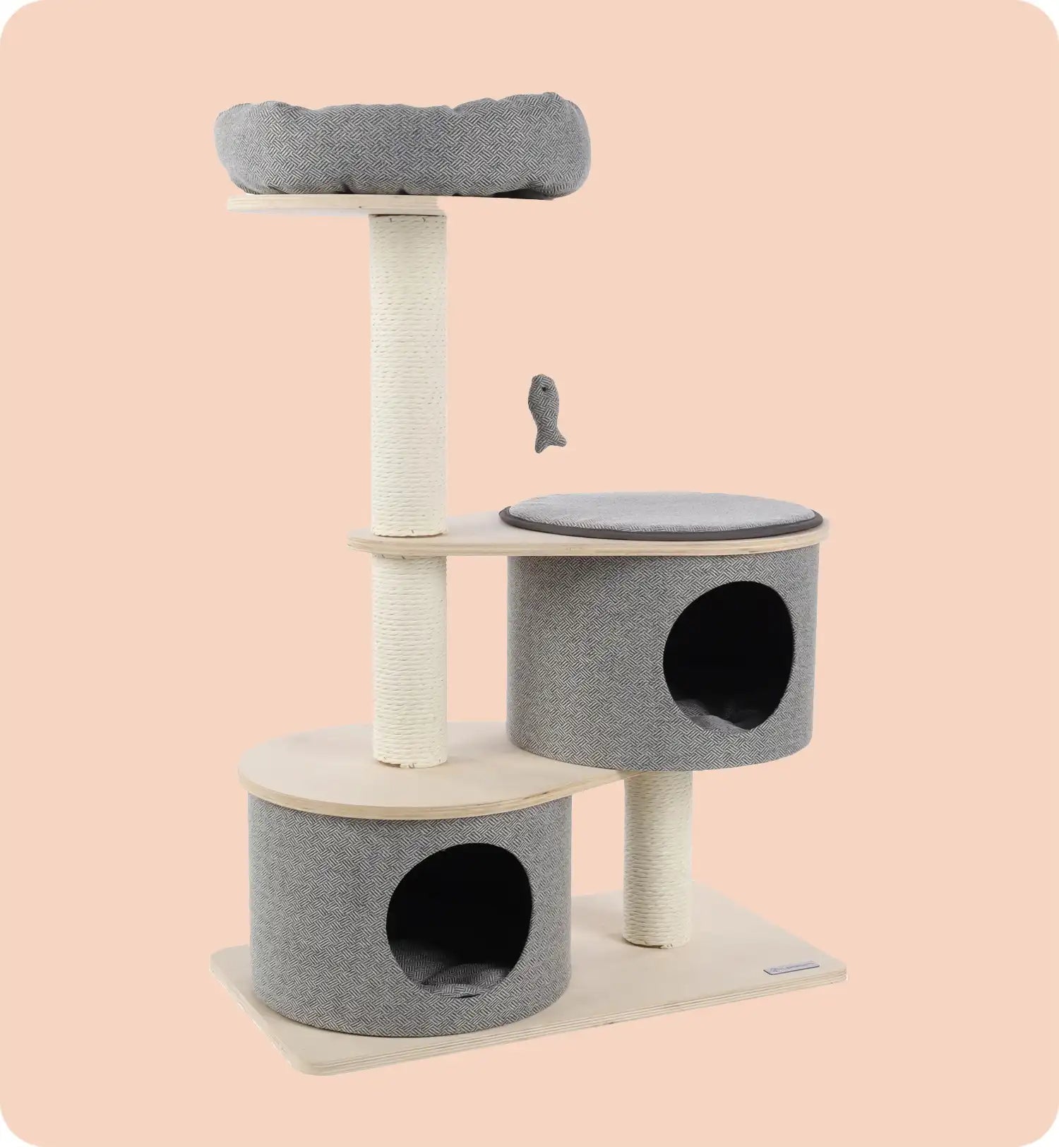 Arbre à chat avec niches et panier