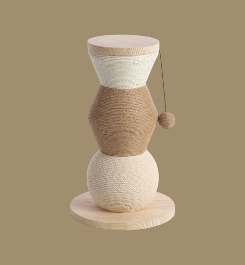 Arbre à chat Animozen Stubb beige en bois de pin avec cordes en jute et coton, jouet suspendu, 47 cm