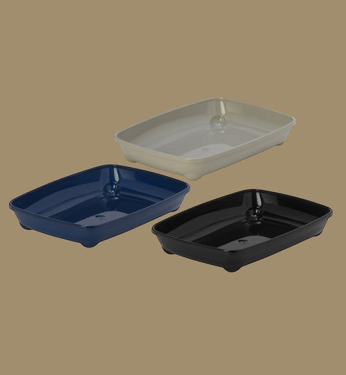 Animozen bac à litière Nesta Classic L en polypropylène, disponible en gris, bleu ou noir, avec bord amovible et coins arrondis.