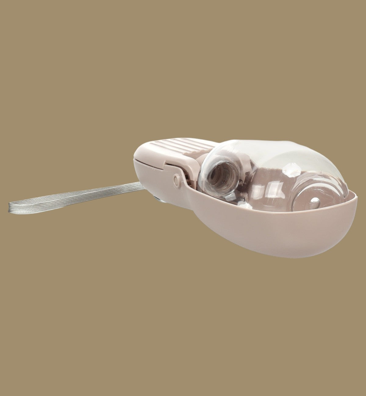 Bouteille d'eau et compartiment à friandises taupe en plastique ABS pour chien, avec lanière et mousqueton Animozen.