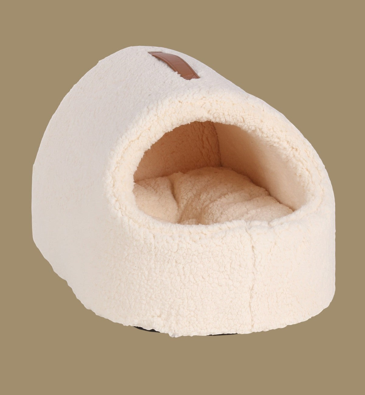 Animozen Couchage pour chat en peluche beige avec entrée basse et poignée de transport.