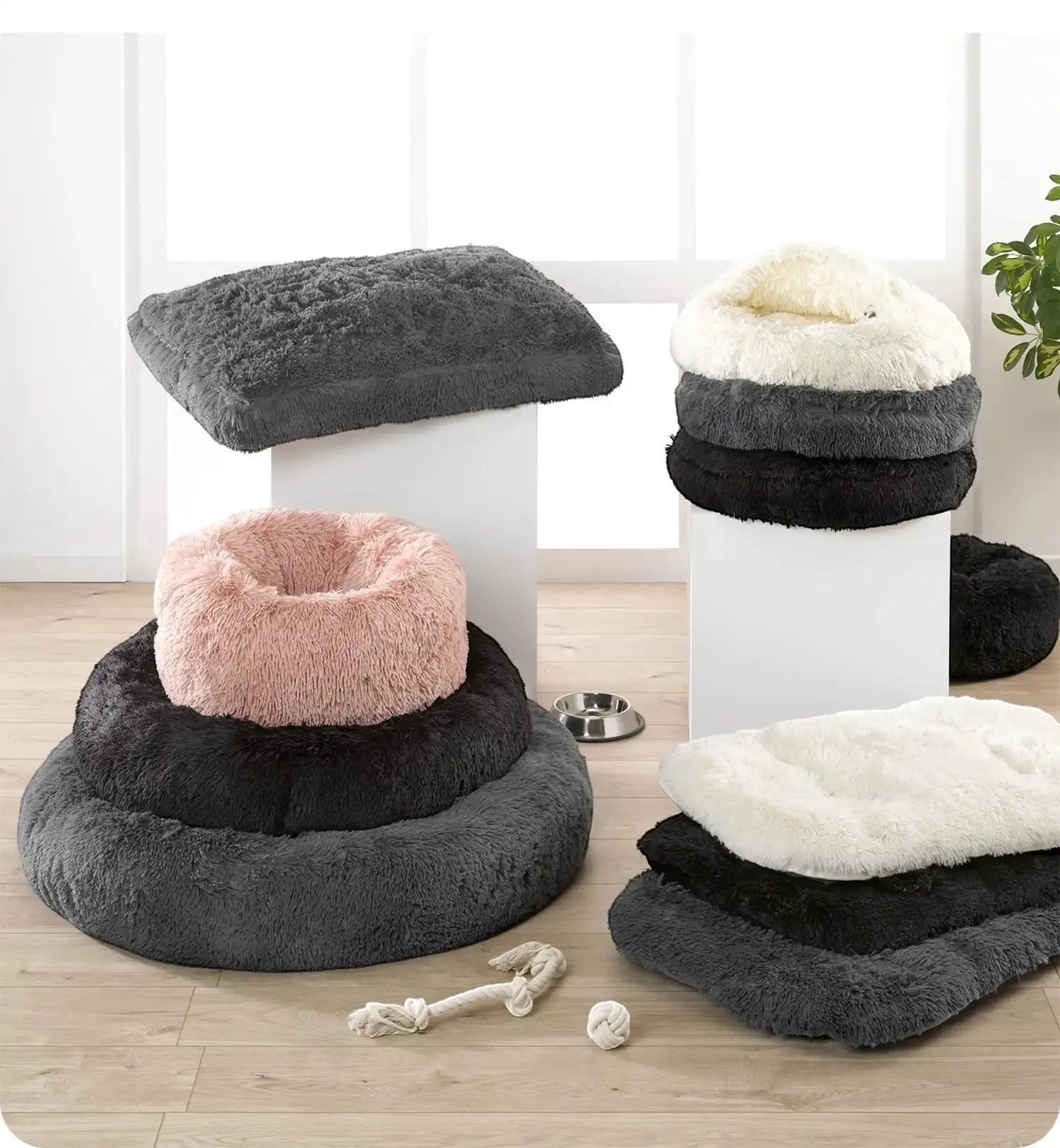 Animozen coussin rond pelucheux rose pour chien ou chat, doux et confortable, idéal pour les siestes.