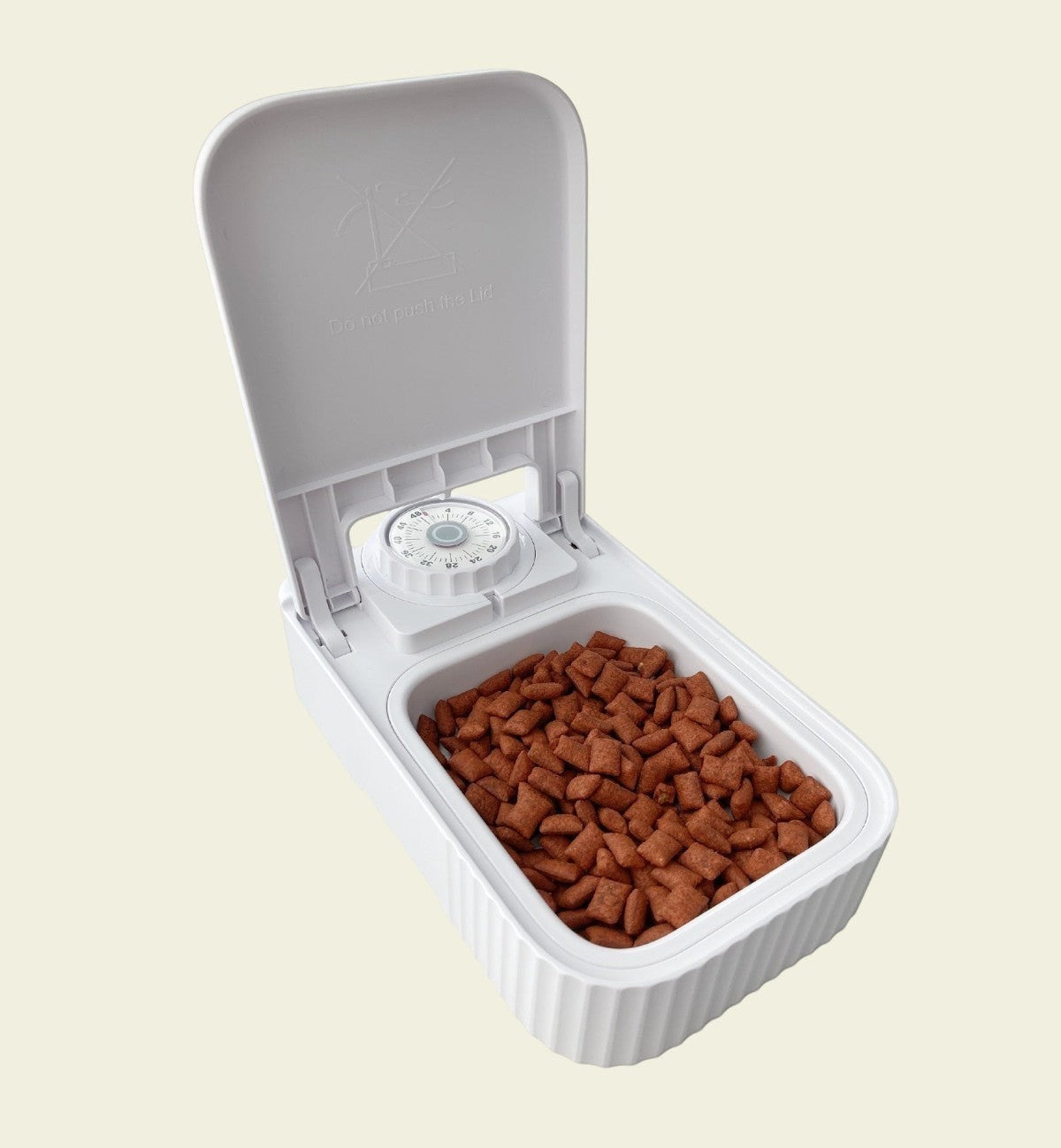 Animozen distributeur de nourriture automatique blanc en plastique avec minuteur réglable jusqu'à 48h et compartiment à nourriture.