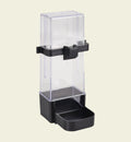 Animozen Fontaine à eau et distributeur de nourriture pour oiseaux 200ml en plastique transparent et noir avec base noire.