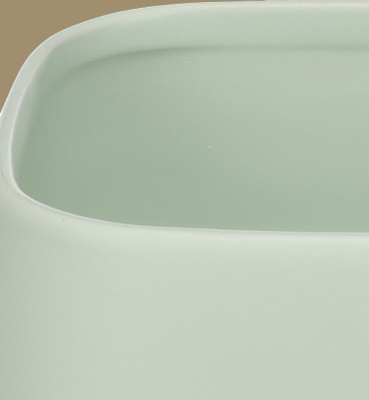 Gamelle carrée Animozen en céramique vert 900 ml, design moderne et finition émaillée.