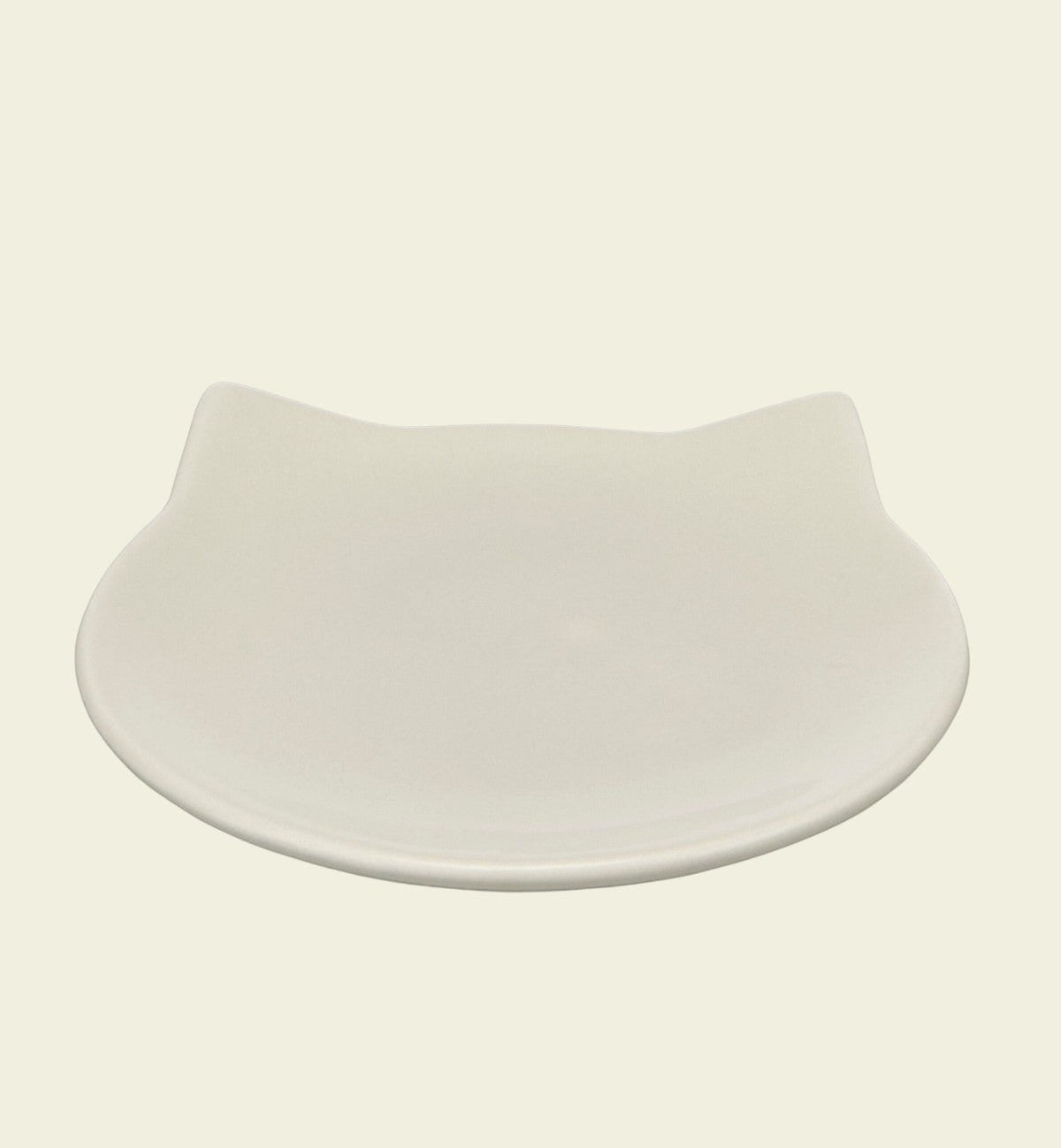 Gamelle plate en céramique beige en forme de tête de chat, anti-stress, par Animozen