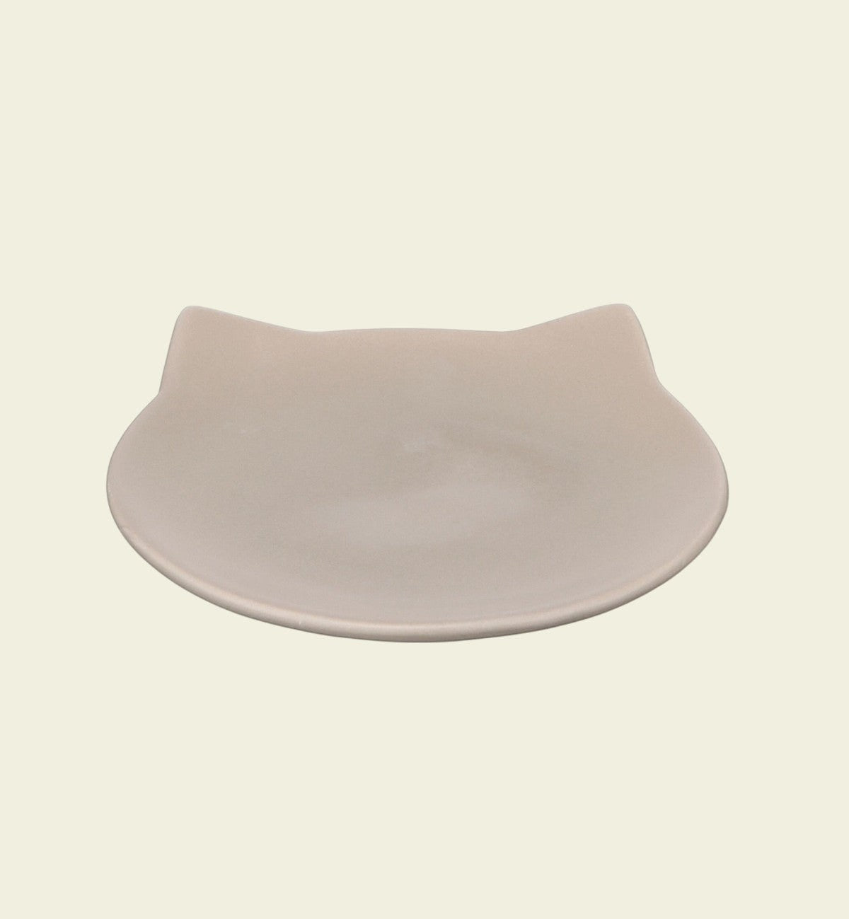 Gamelle plate en céramique beige en forme de tête de chat, anti-stress, par Animozen