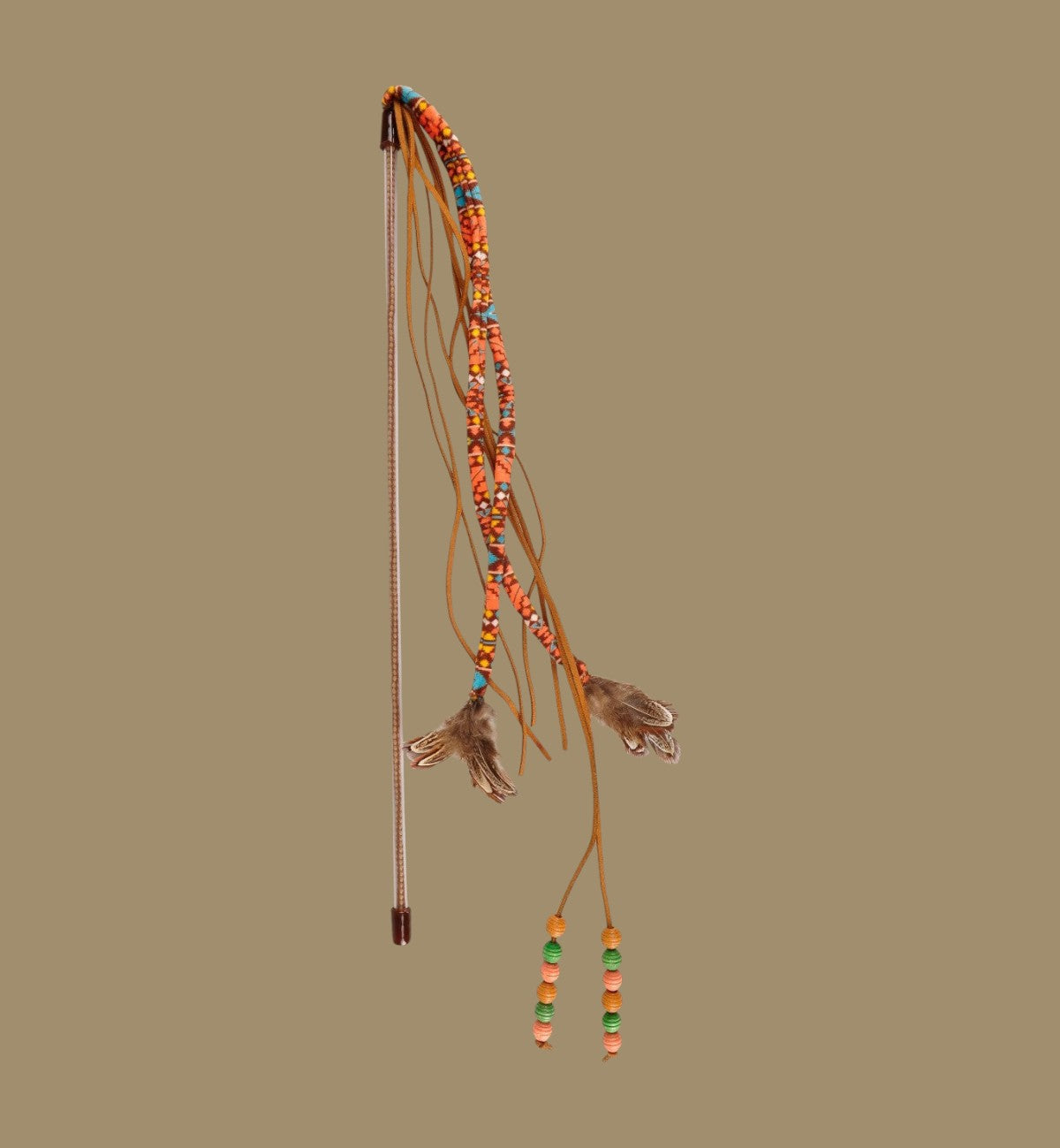 Animozen Jouet Indy Canne à Pêche Plumes & Perles, jouet interactif pour chat avec plumes, rubans colorés et perles sur canne en bois.