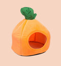 Panier pour chat Animozen Olga orange en forme de fruit, 38x38x40 cm, en polyester doux et lavable à la main.