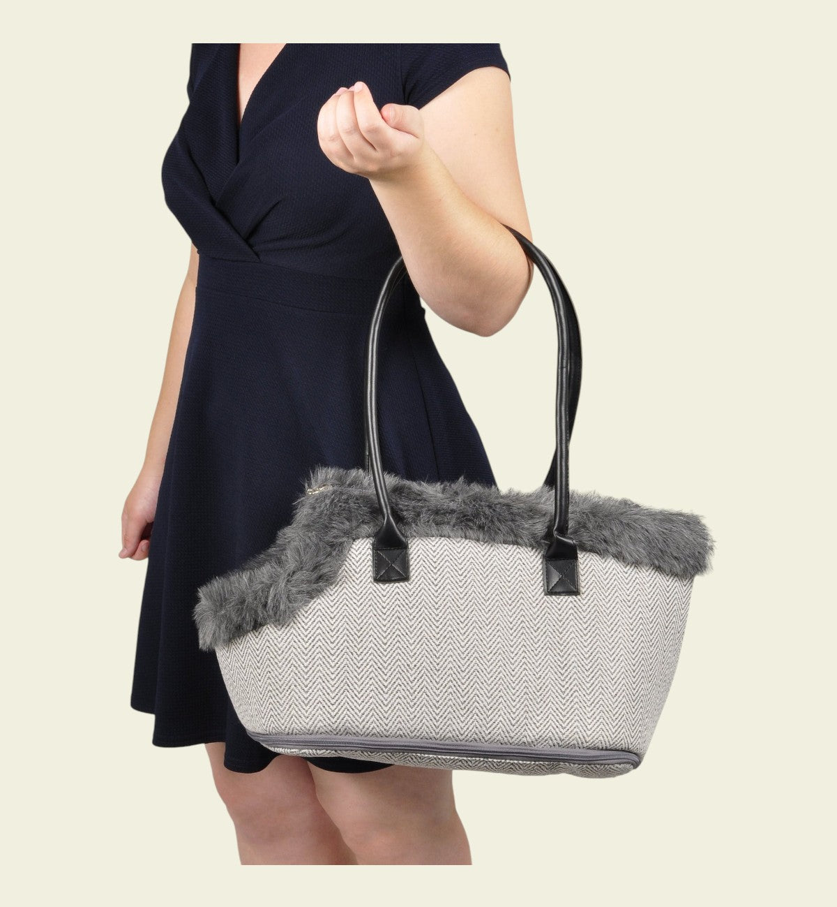 Animozen Sac de Transport pour Chien Esmee gris en textile avec bordure en fausse fourrure grise, 52x25x27 cm