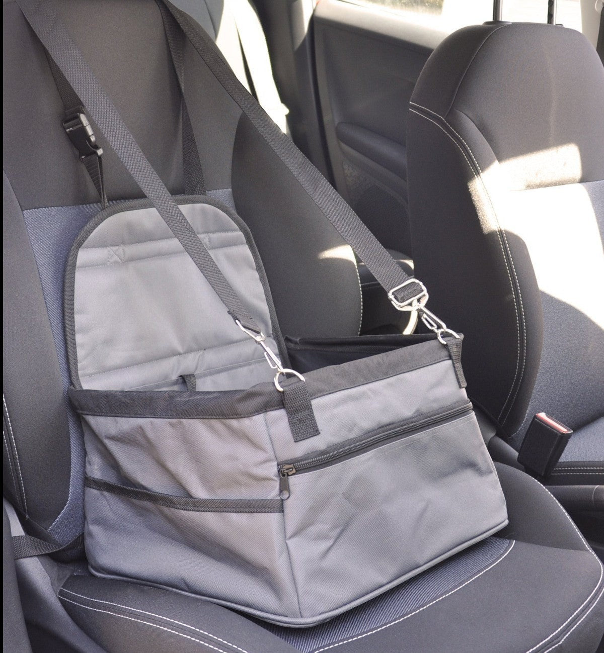 Animozen siège auto pour chien gris en polyester, pliable, avec sangle de sécurité et poches zippées.