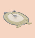 Animozen Tapis de jeu pour chat en sisal et textile avec balle suspendue, forme de baleine, couleurs vert, gris, beige.