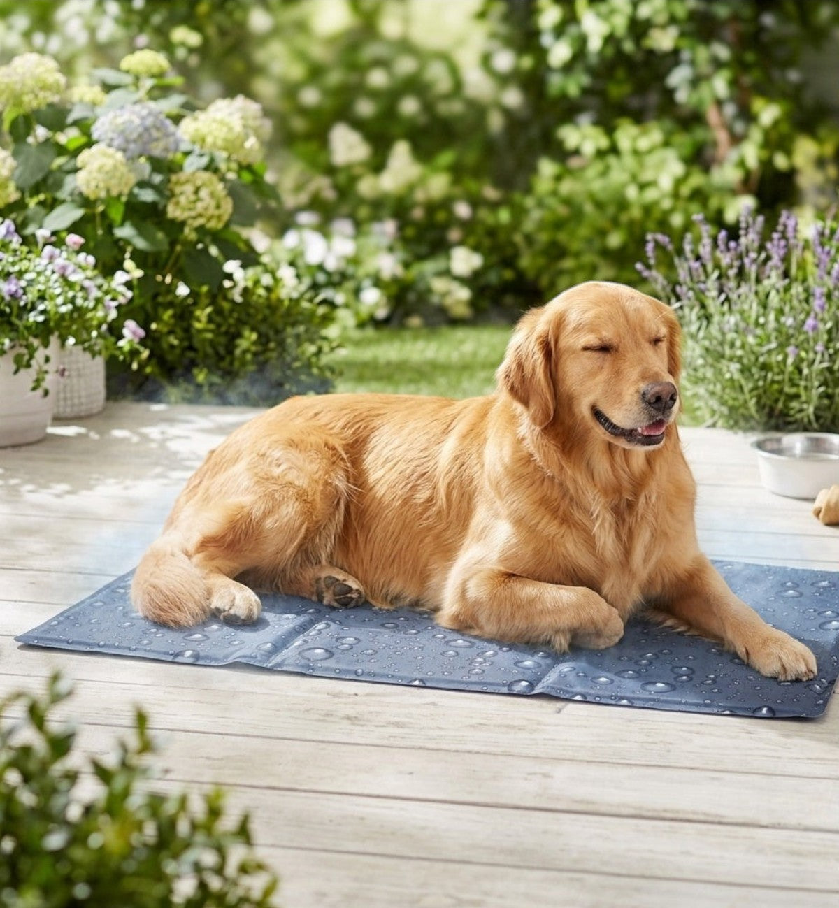 Animozen Tapis rafraîchissant pour chien bleu avec motif gouttes, en polyester et gel, idéal pour l'été.