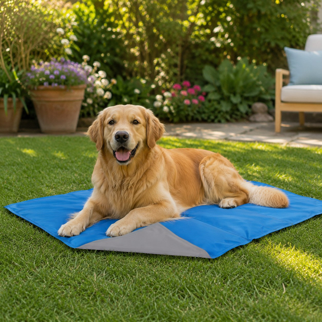Animozen tapis rafraîchissant gel bleu et gris pour chien, 65x50cm, en PVC waterproof, idéal pour l'été.