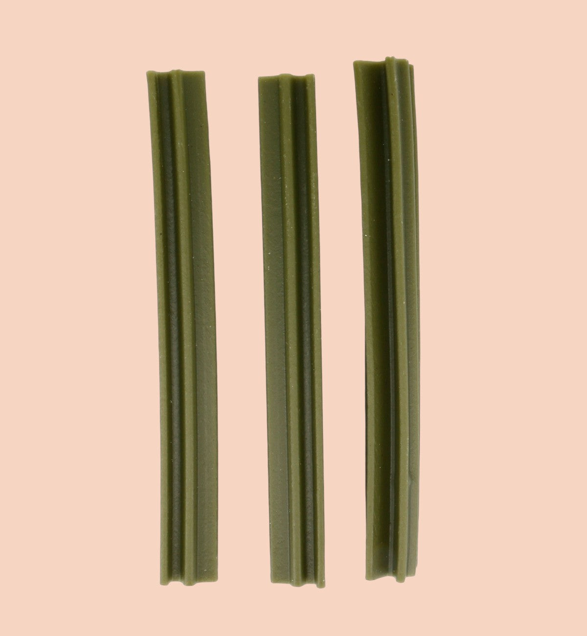 Animozen green apple veggie dog chews, made from sweet potato, gluten-free and low calorie.